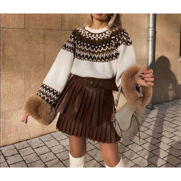 Zara Dresses & Skirts - Zara Blogger Favorite Pleated Brown Leather Mini Skirt with Belt